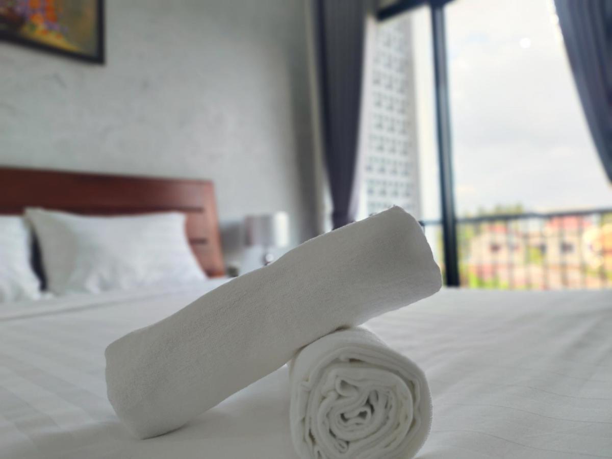 H&M Boutique Hotel Kampot Buitenkant foto