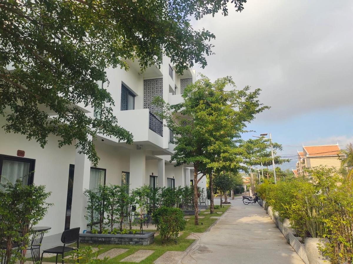 H&M Boutique Hotel Kampot Buitenkant foto